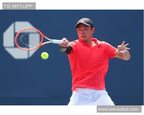 网球小子奋斗历程：从青涩少年到世界冠军的成长之路